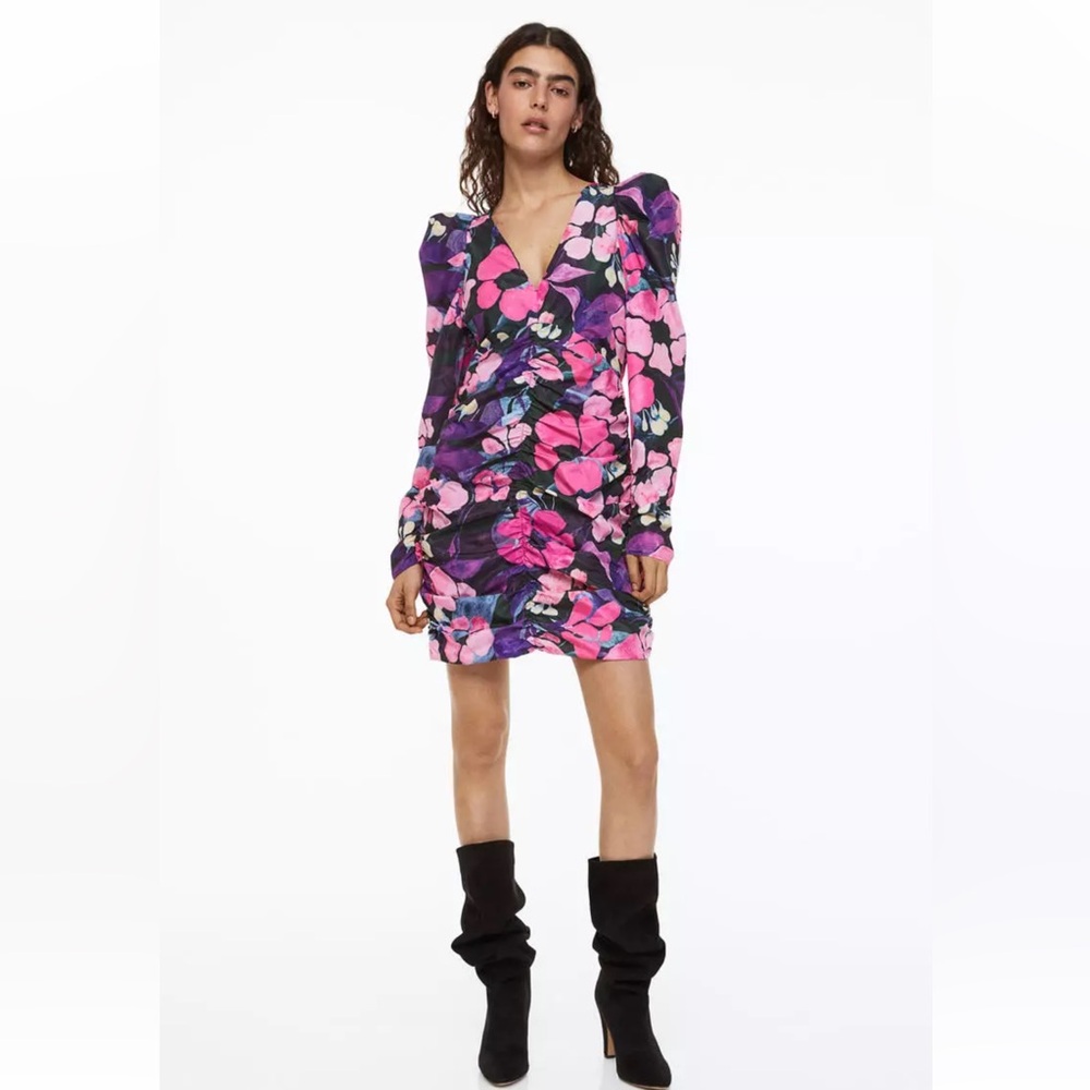 NWT H&M Floral Going Out Party Long Sleeved Mini Dress